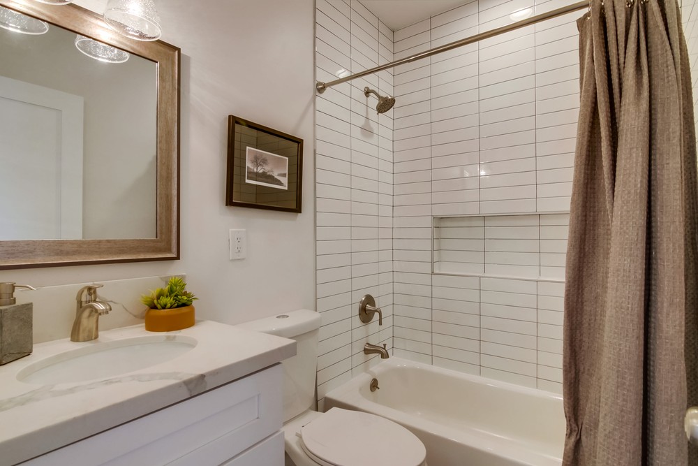 Virtual tour photo 33 of 39 for 436 31st St