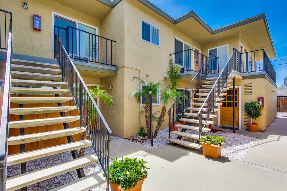 Virtual tour photo 5 of 19 for 4360 42nd Street