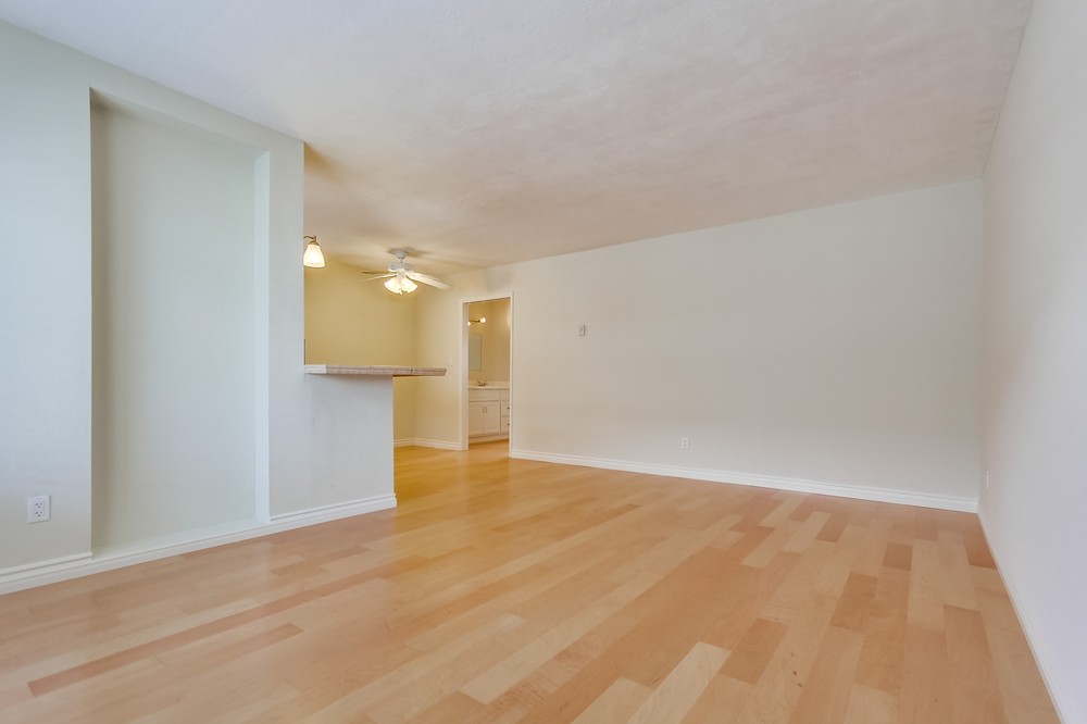Virtual tour photo 8 of 19 for 4360 42nd Street