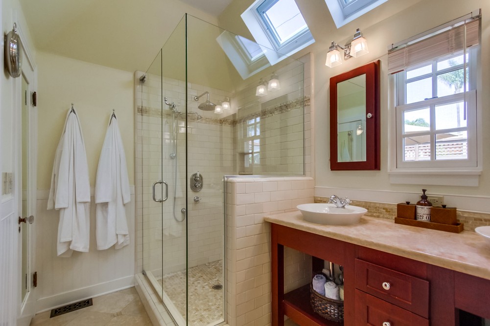 Virtual tour photo 32 of 38 for 4362 Adams Ave