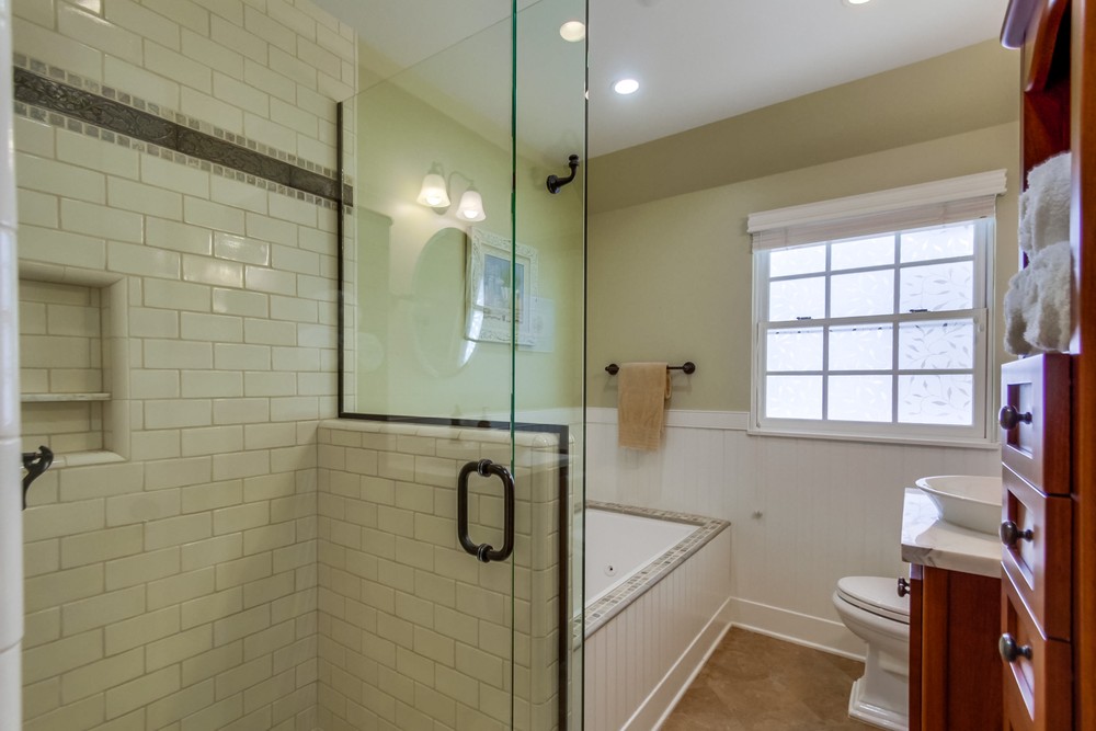 Virtual tour photo 35 of 38 for 4362 Adams Ave
