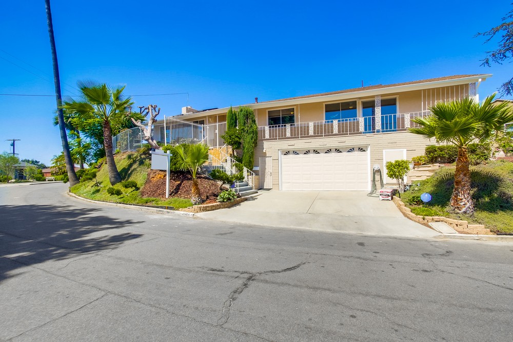 Virtual tour photo 4 of 48 for 4364 Aragon Way