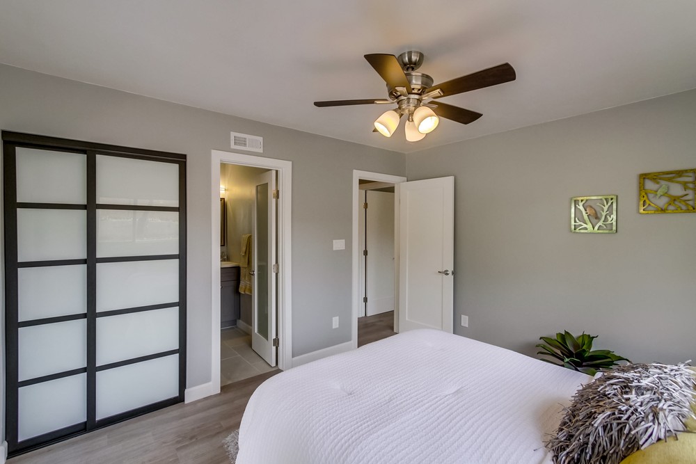 Virtual tour photo 17 of 39 for 4366 Donald Ave