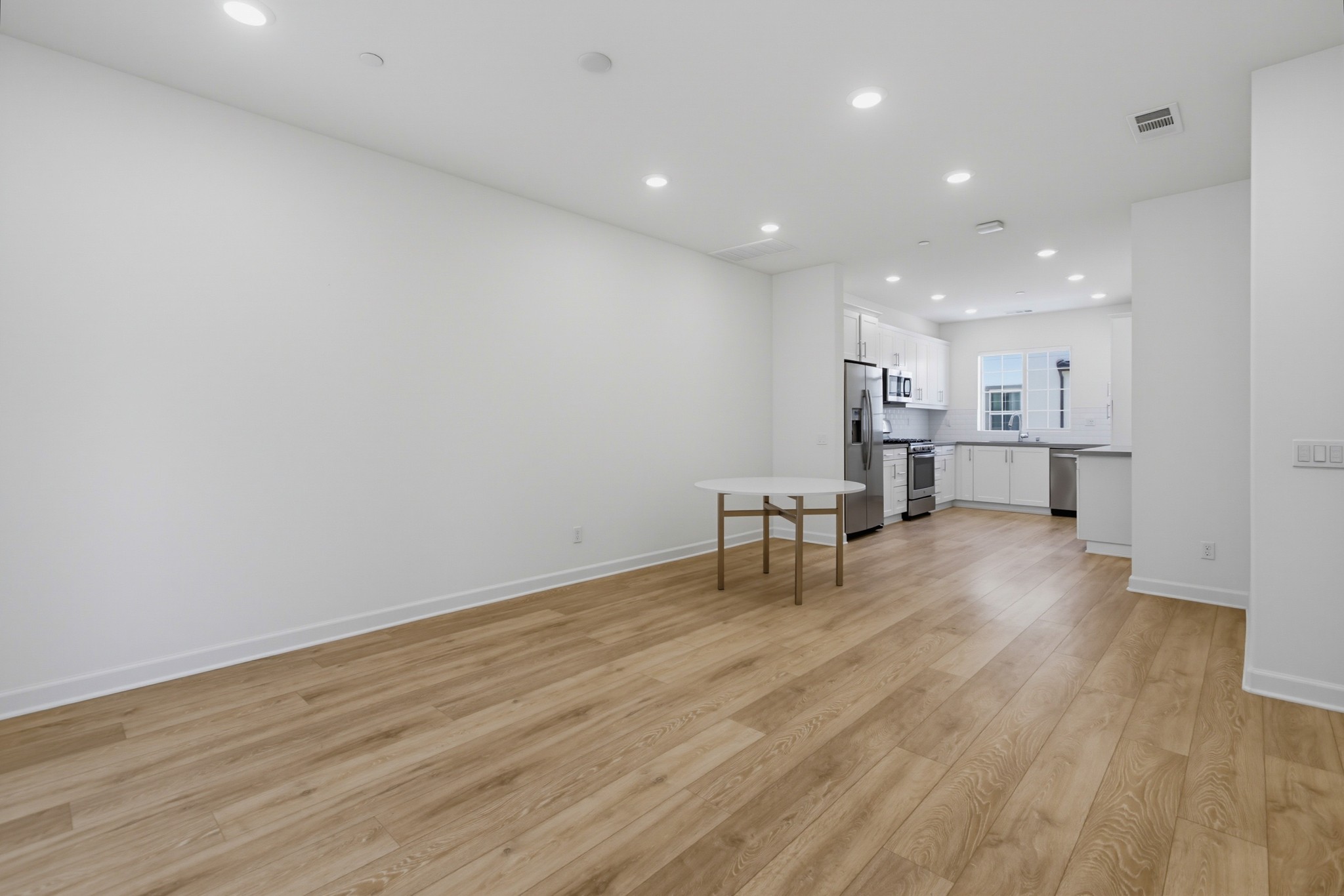 Virtual tour photo 8 of 45 for 4366 Pacifica Wy
