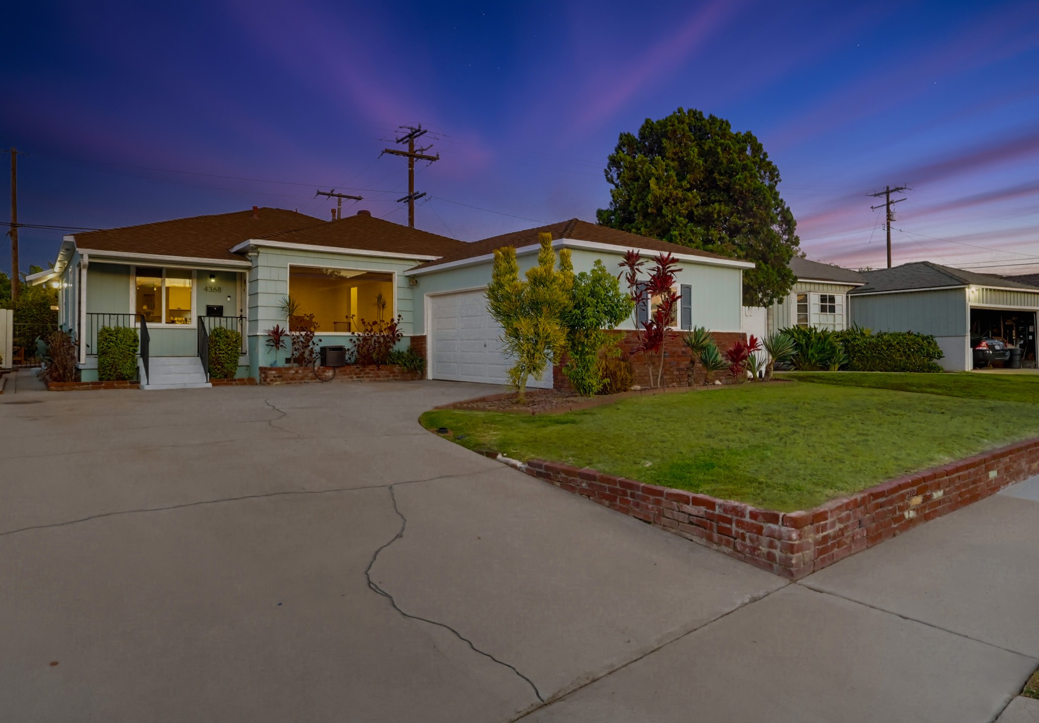 Virtual tour photo 1 of 85 for 4368 Levelside Ave
