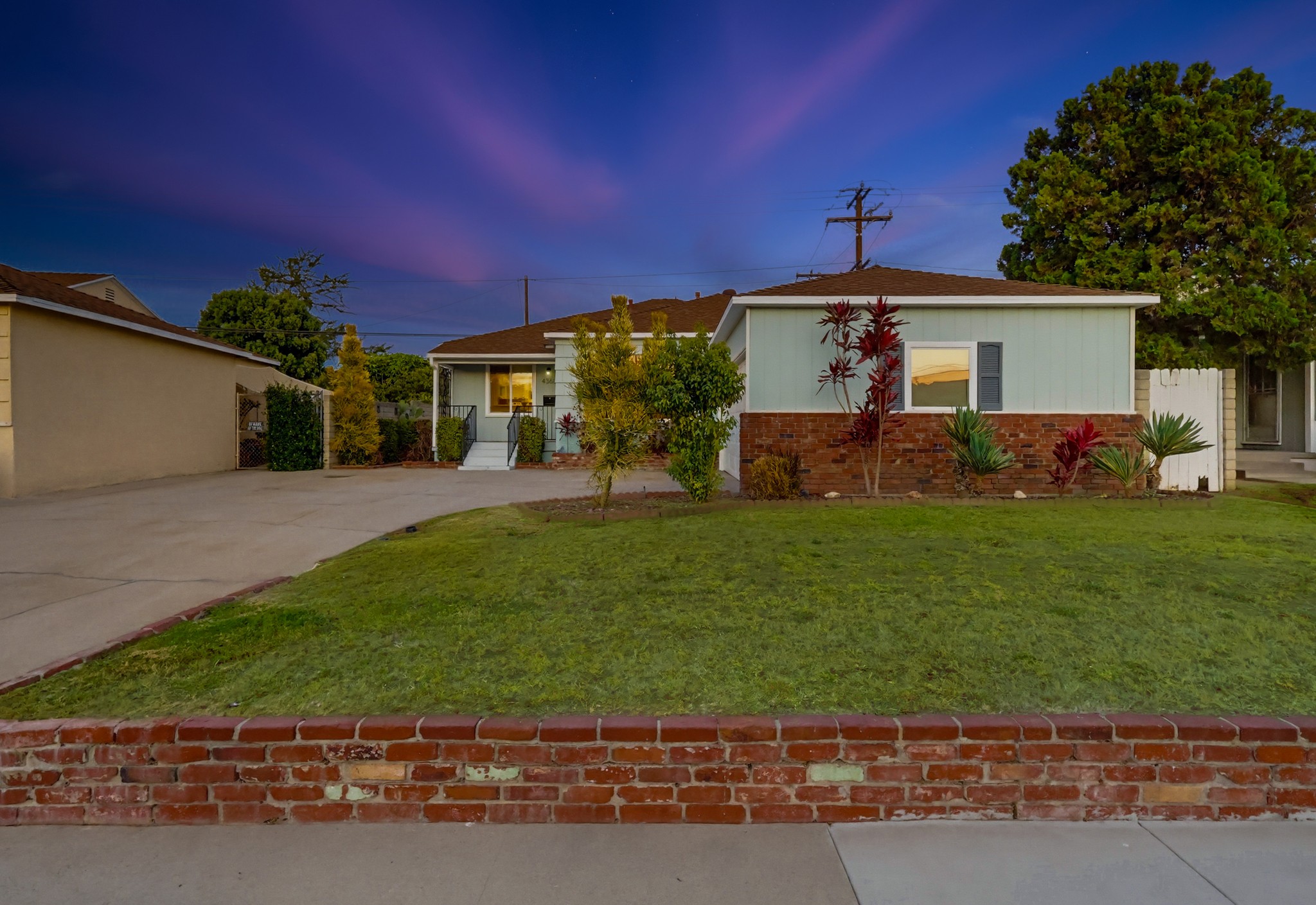 Virtual tour photo 3 of 85 for 4368 Levelside Ave