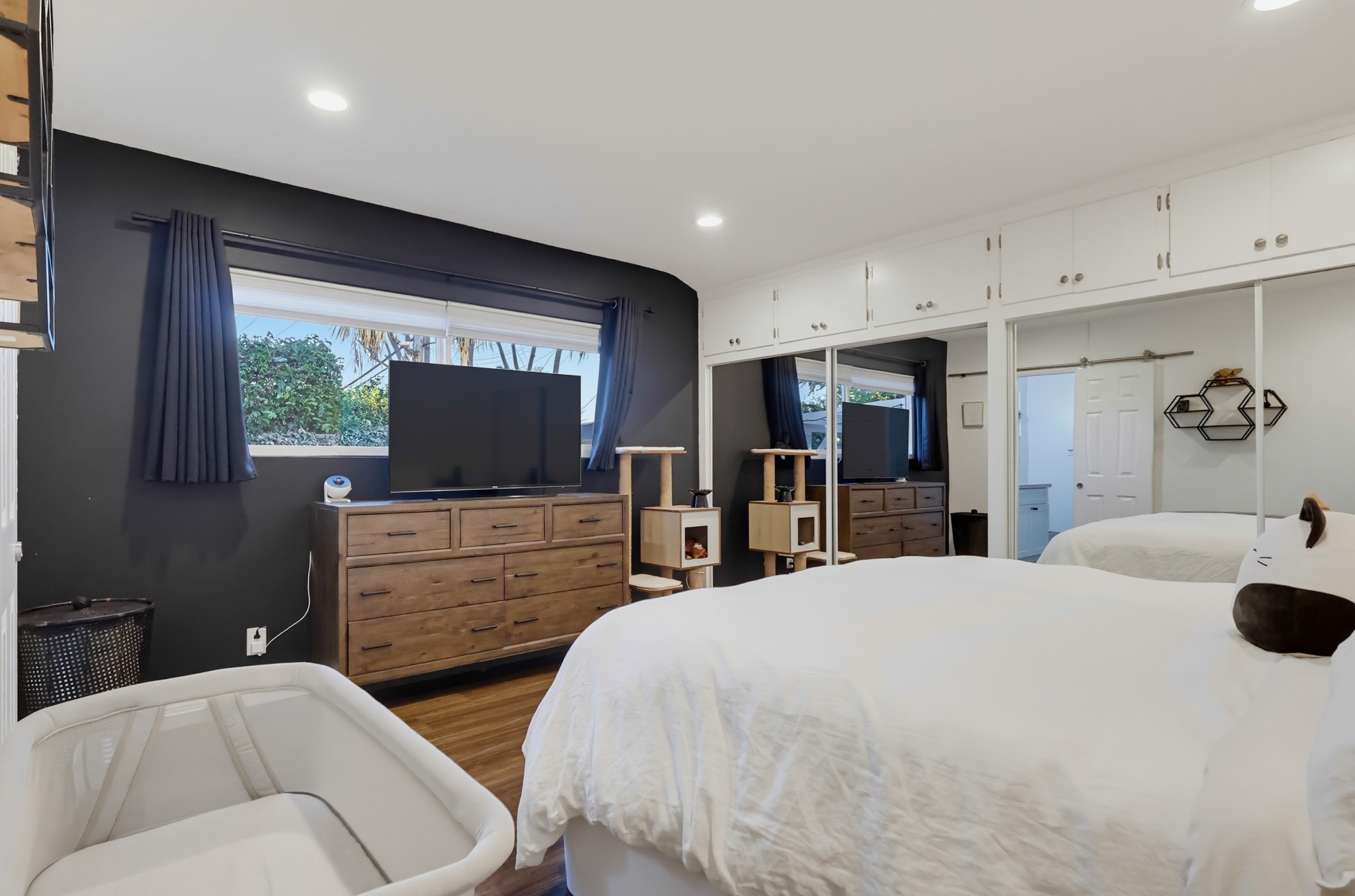 Virtual tour photo 48 of 85 for 4368 Levelside Ave