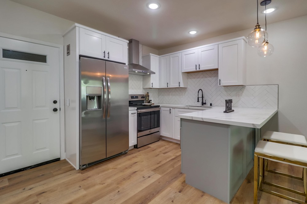Virtual tour photo 12 of 32 for 4368 Temecula St UNIT 301