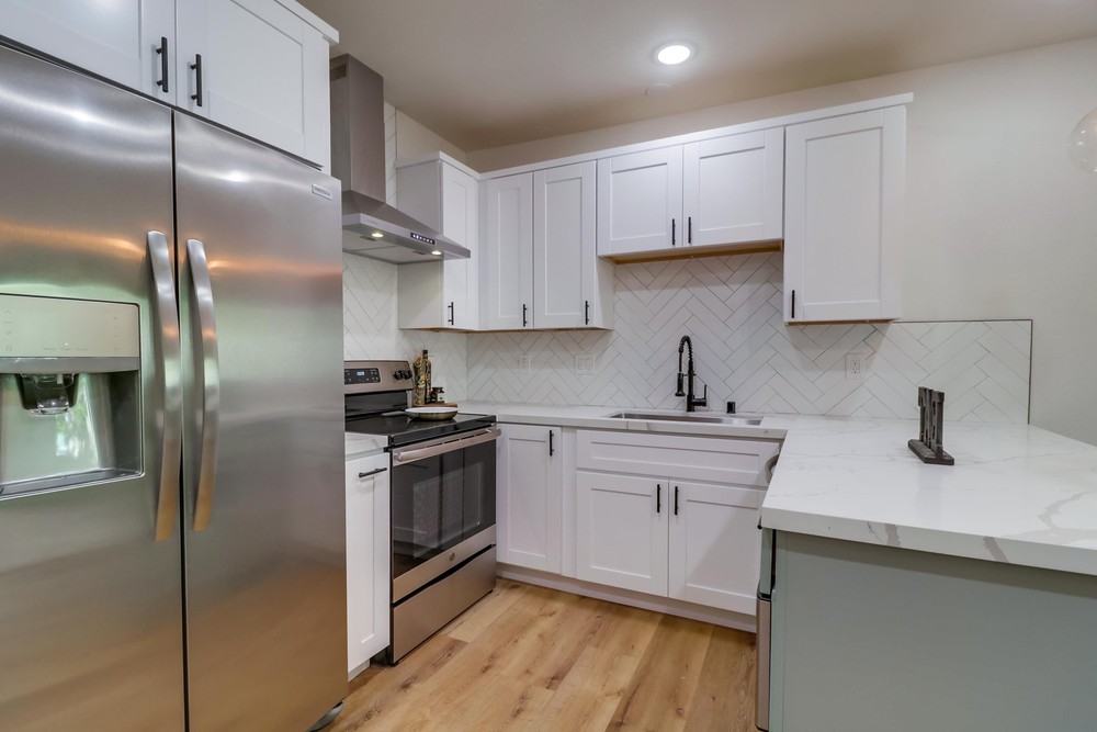Virtual tour photo 16 of 32 for 4368 Temecula St UNIT 301