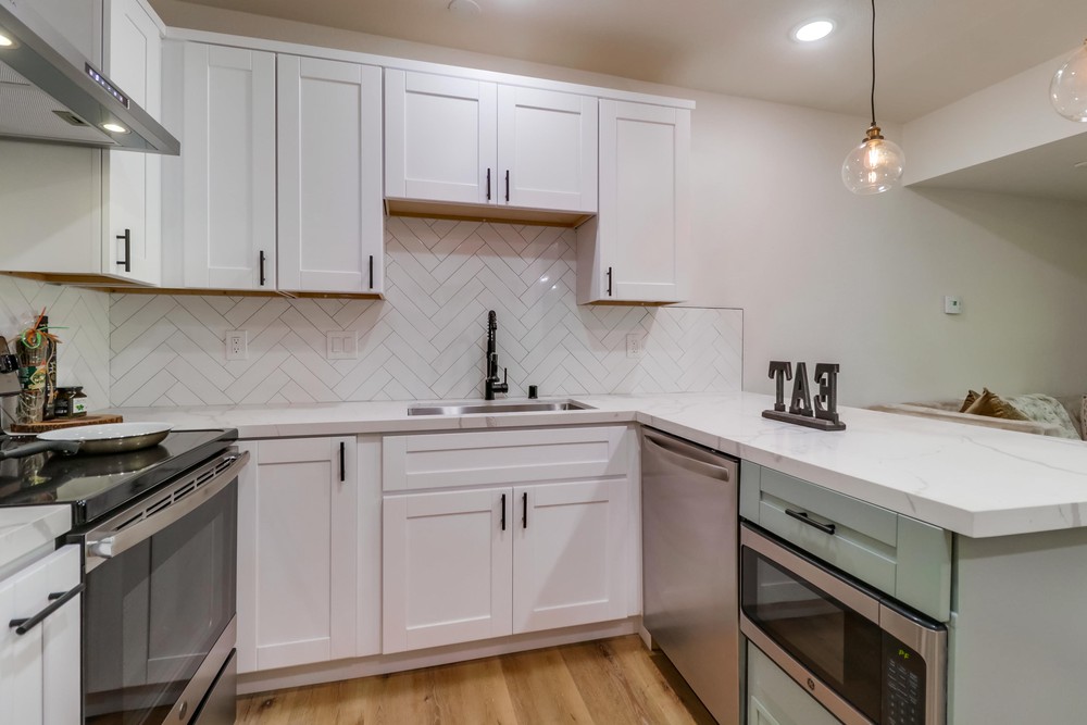 Virtual tour photo 17 of 32 for 4368 Temecula St UNIT 301