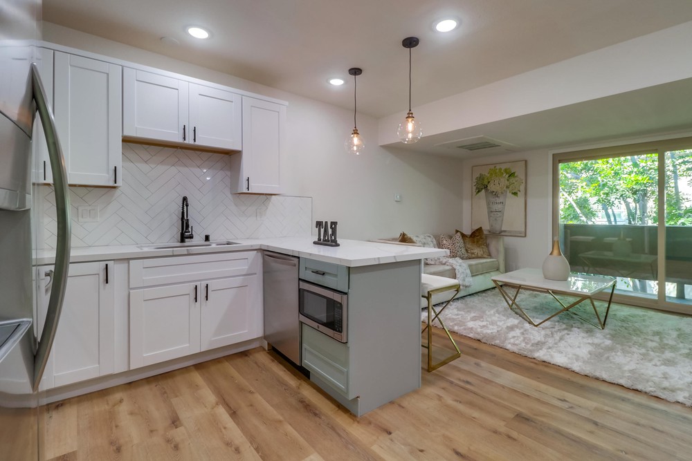 Virtual tour photo 18 of 32 for 4368 Temecula St UNIT 301