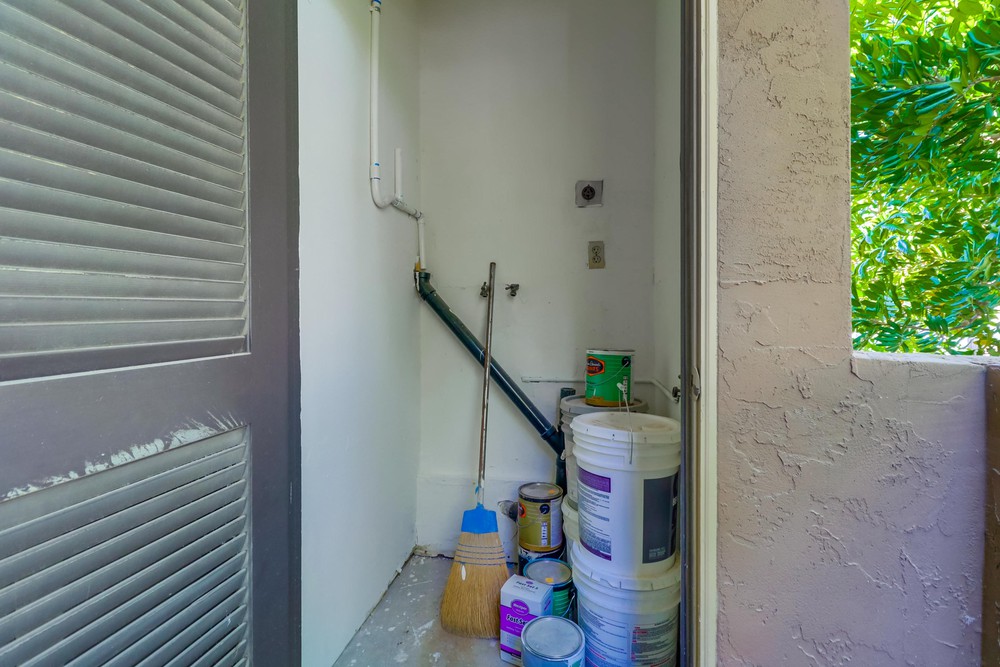 Virtual tour photo 29 of 32 for 4368 Temecula St UNIT 301