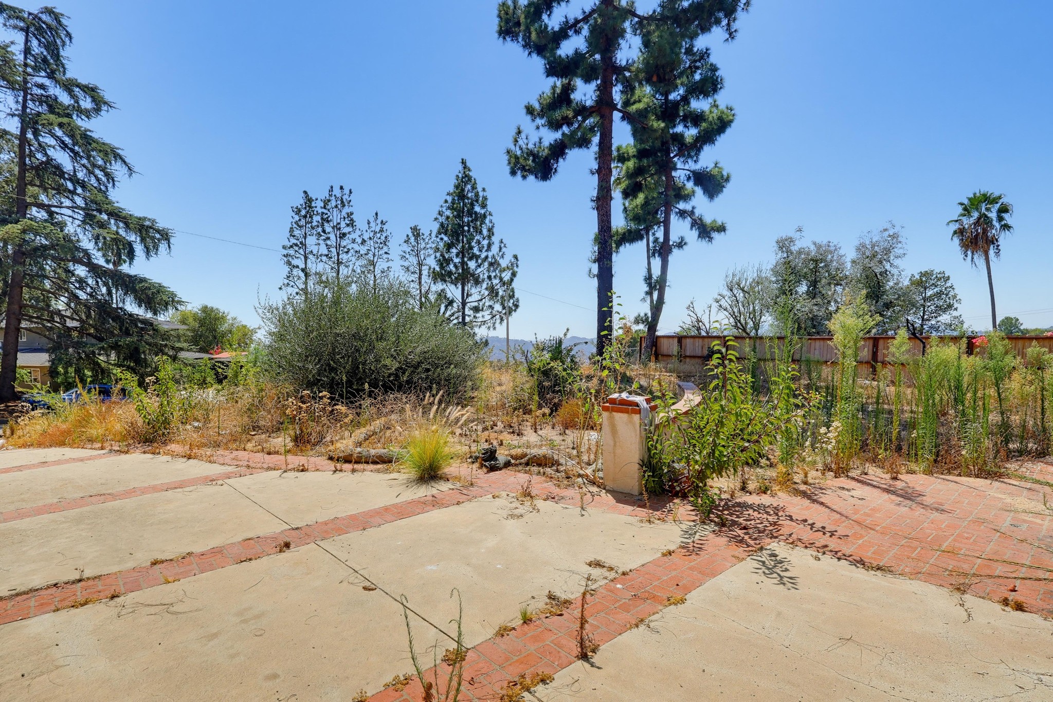 Virtual tour photo 7 of 38 for 437 Devonwood Rd