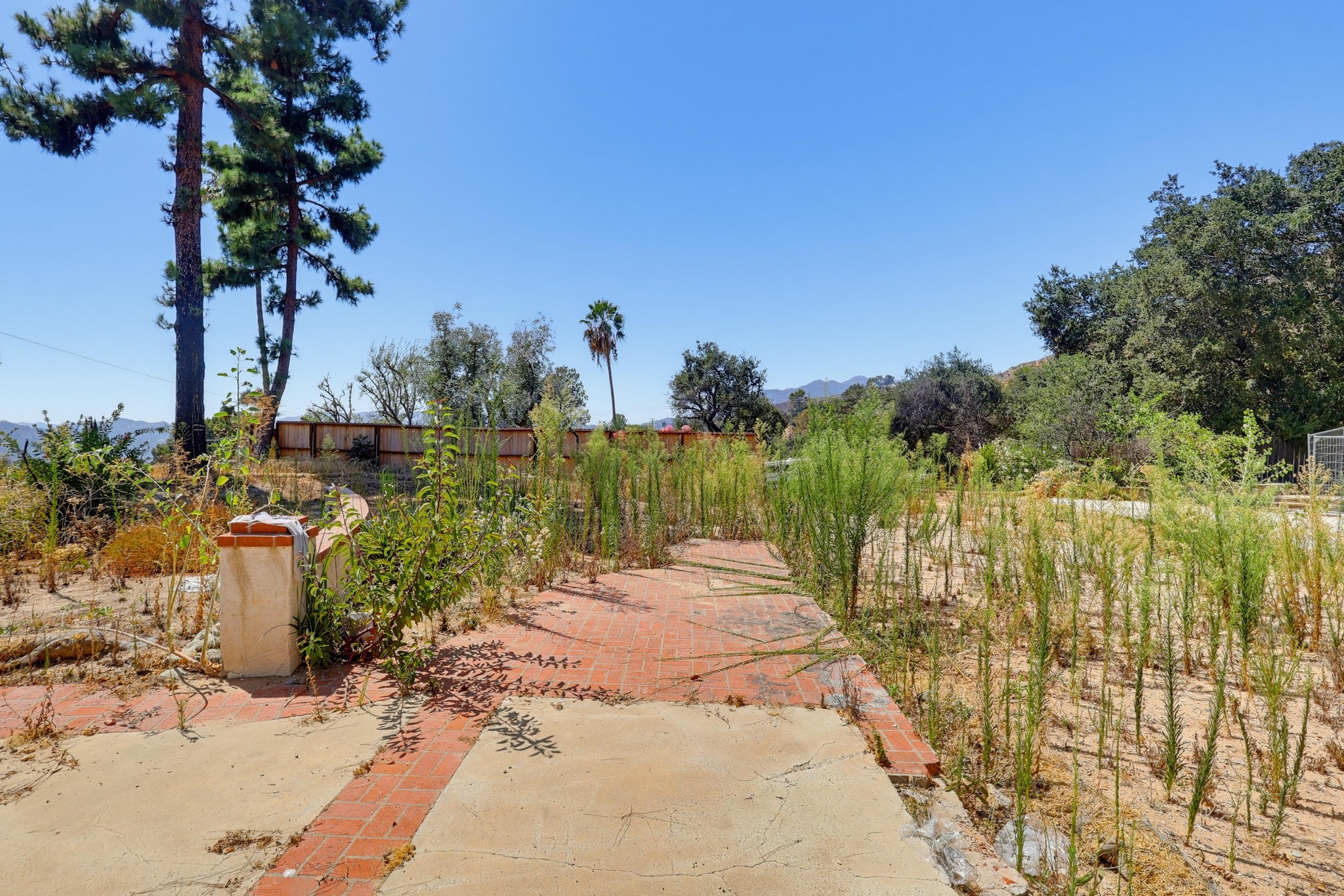 Virtual tour photo 11 of 38 for 437 Devonwood Rd