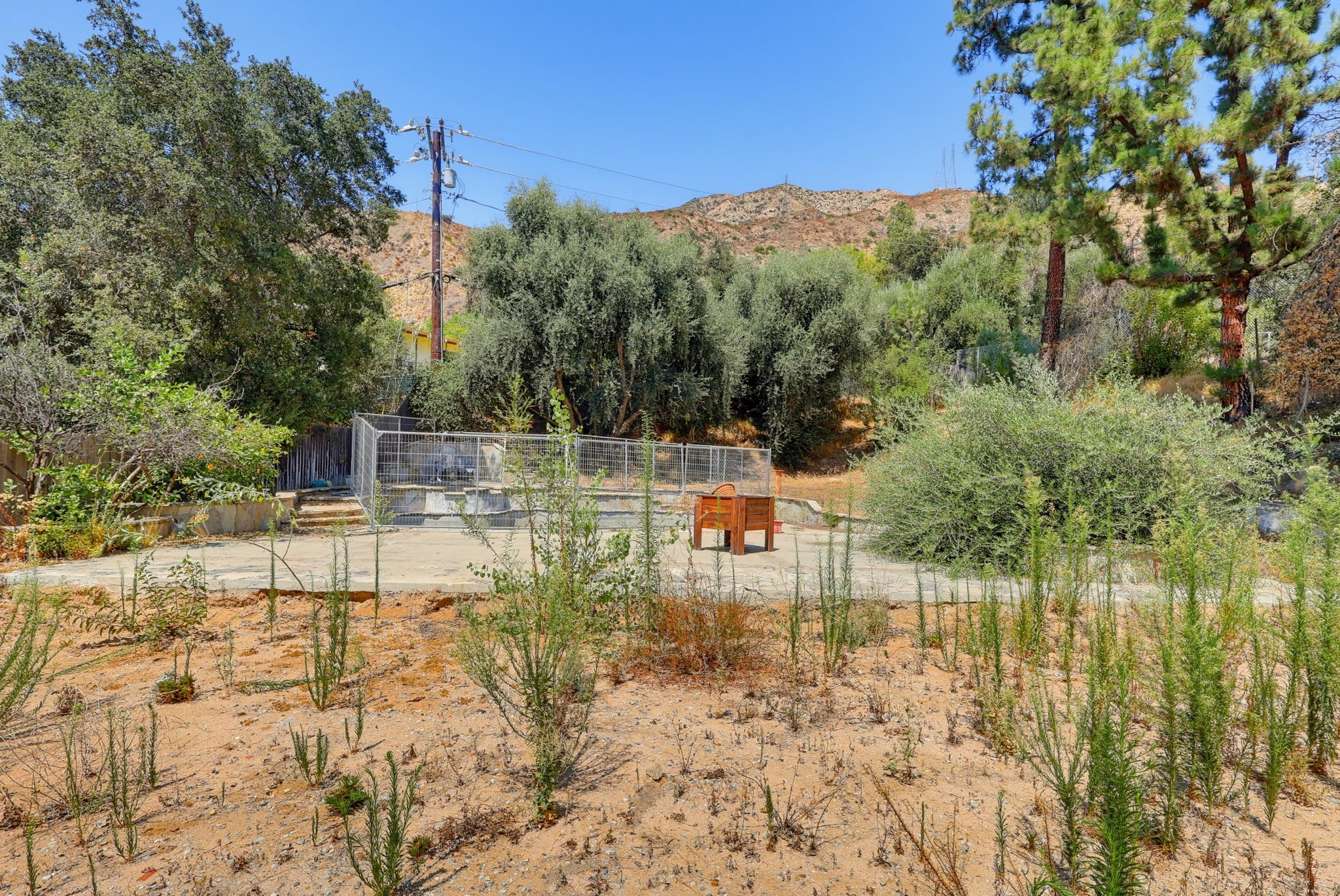 Virtual tour photo 14 of 38 for 437 Devonwood Rd