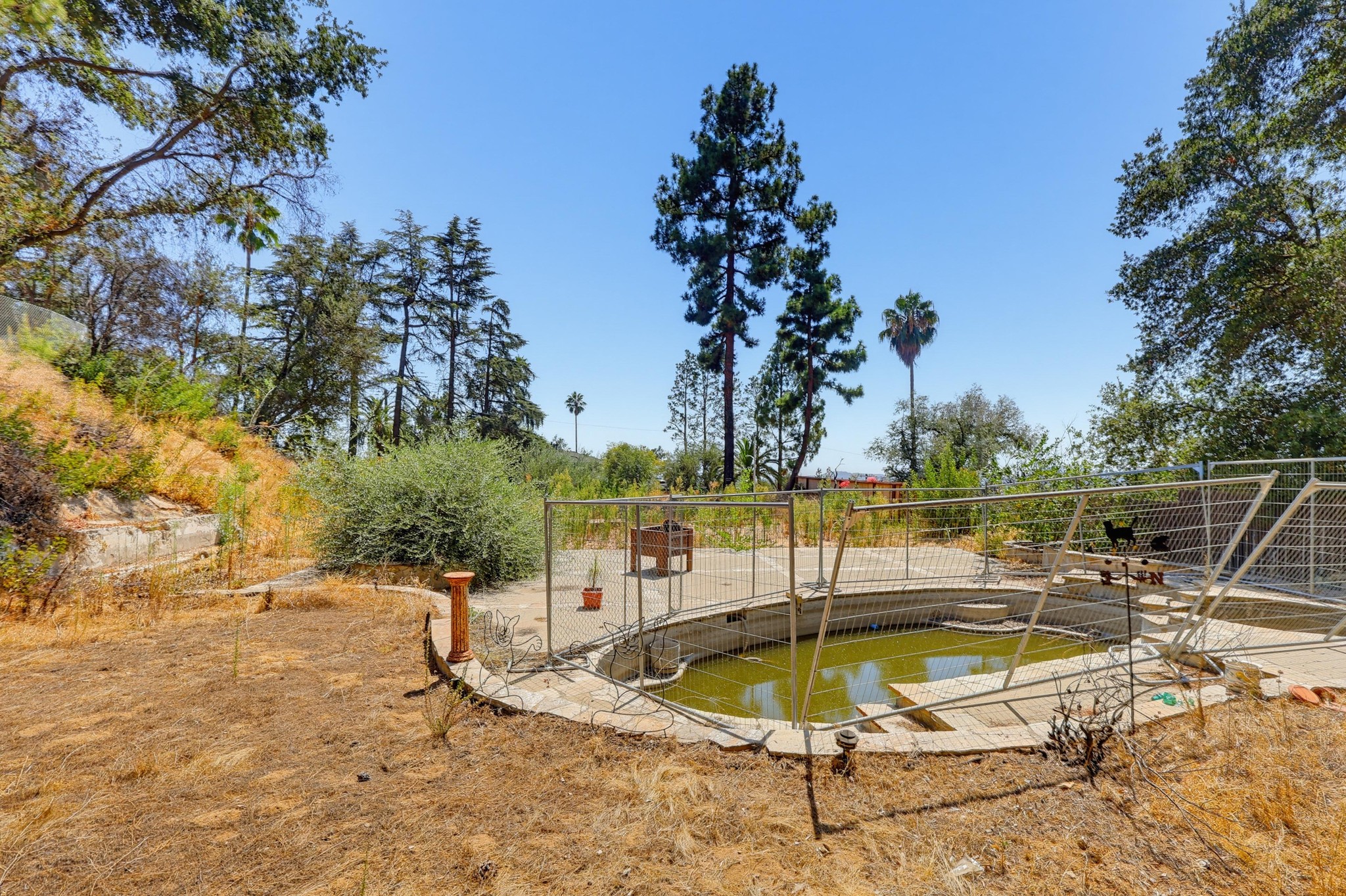 Virtual tour photo 34 of 38 for 437 Devonwood Rd