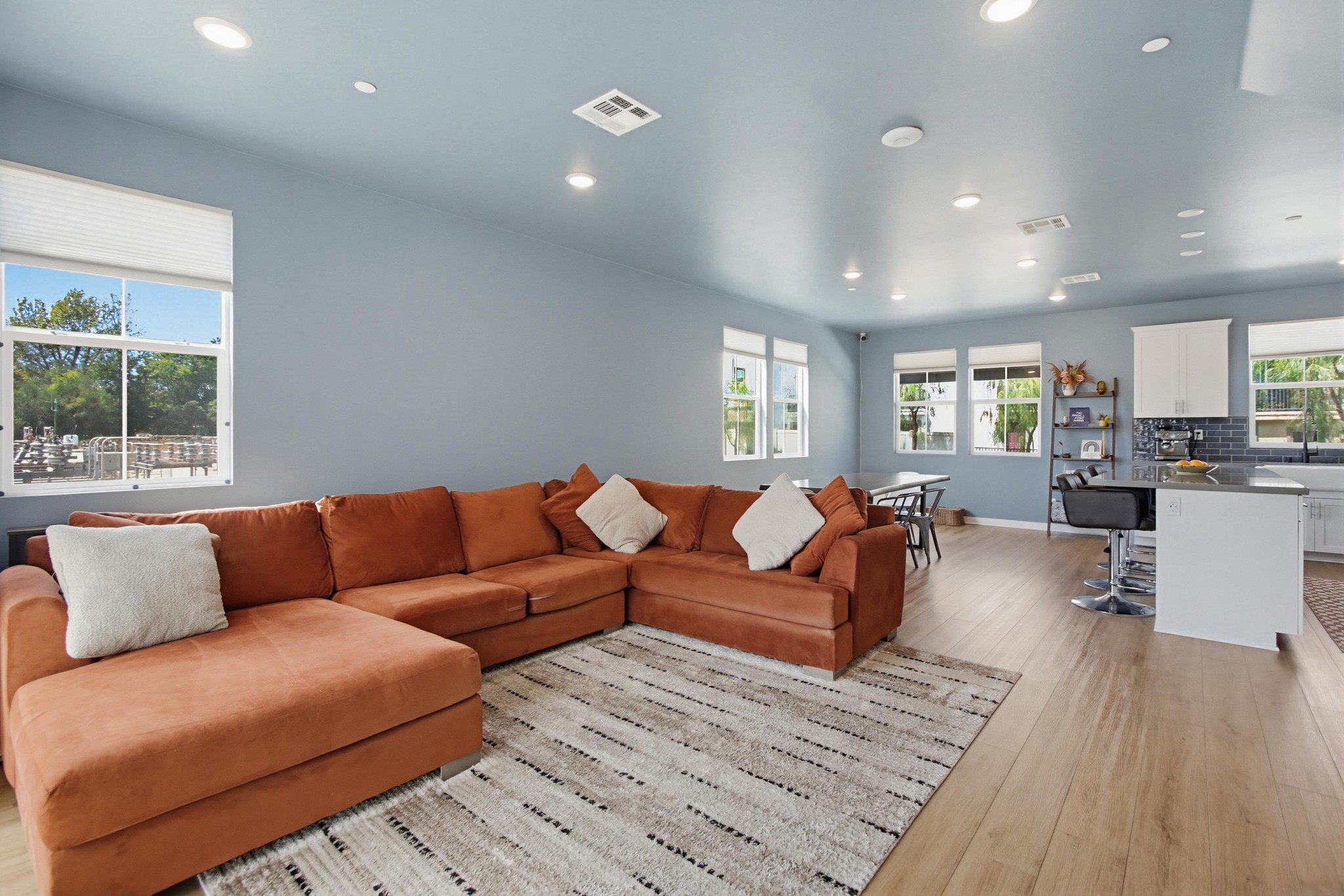 Virtual tour photo 15 of 58 for 437 Jupiter Gln