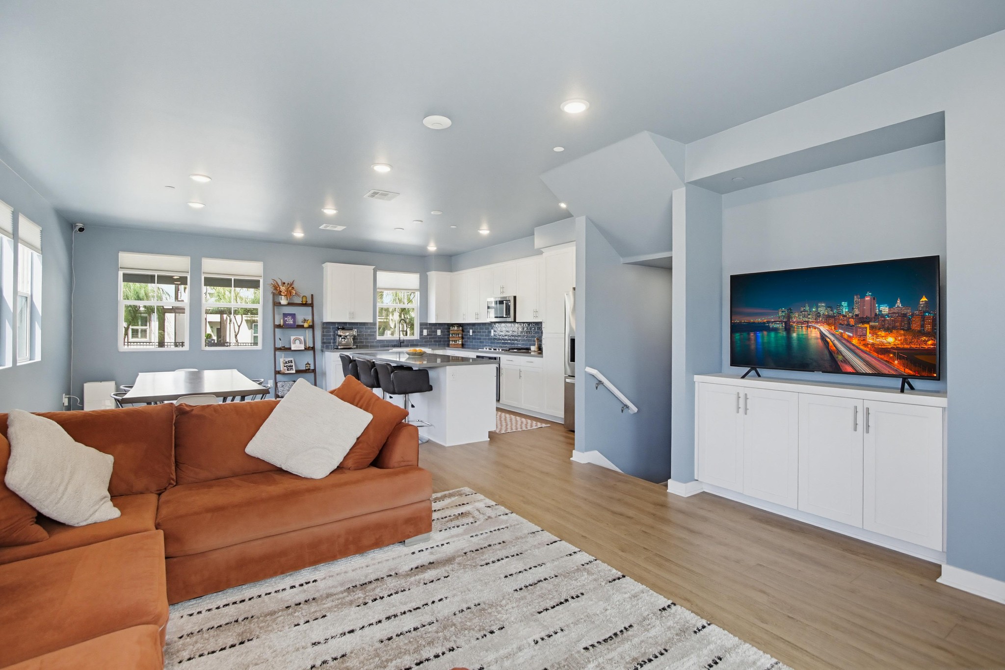 Virtual tour photo 16 of 58 for 437 Jupiter Gln