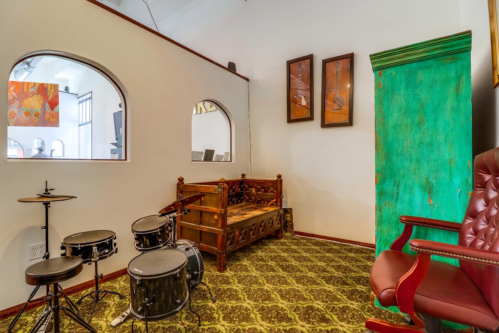 Virtual tour photo 33 of 40 for 437 Ninth Ave