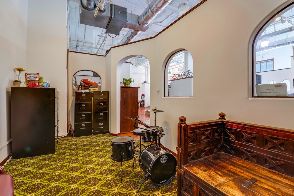 Virtual tour photo 34 of 40 for 437 Ninth Ave