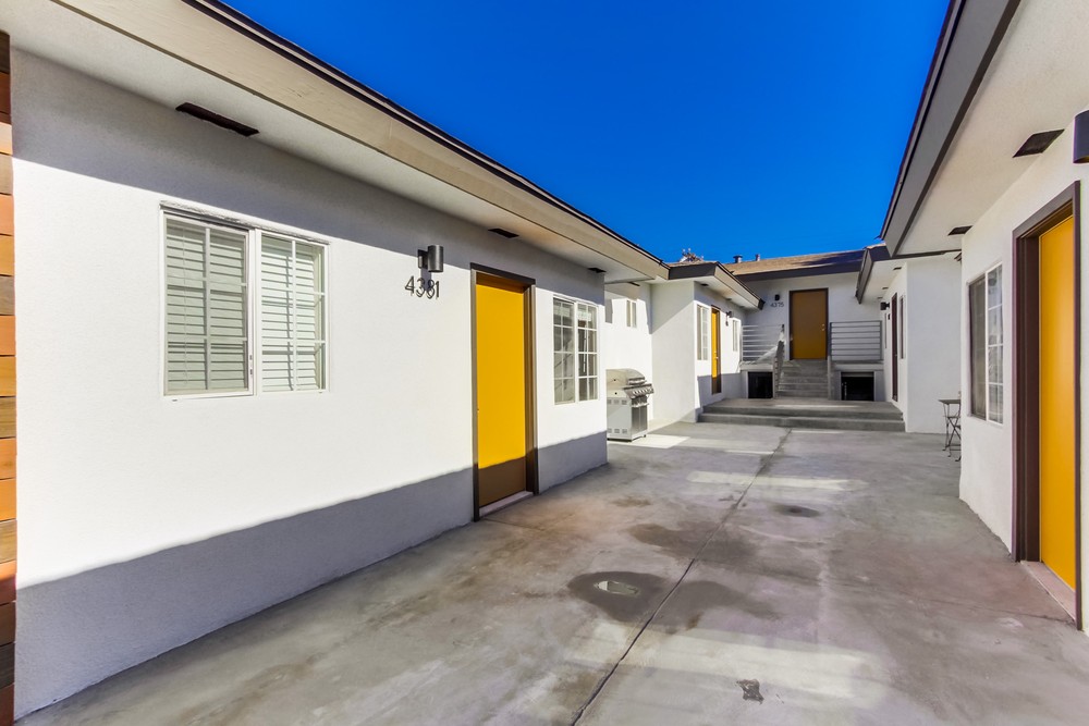 Virtual tour photo 16 of 43 for 4373 51st St