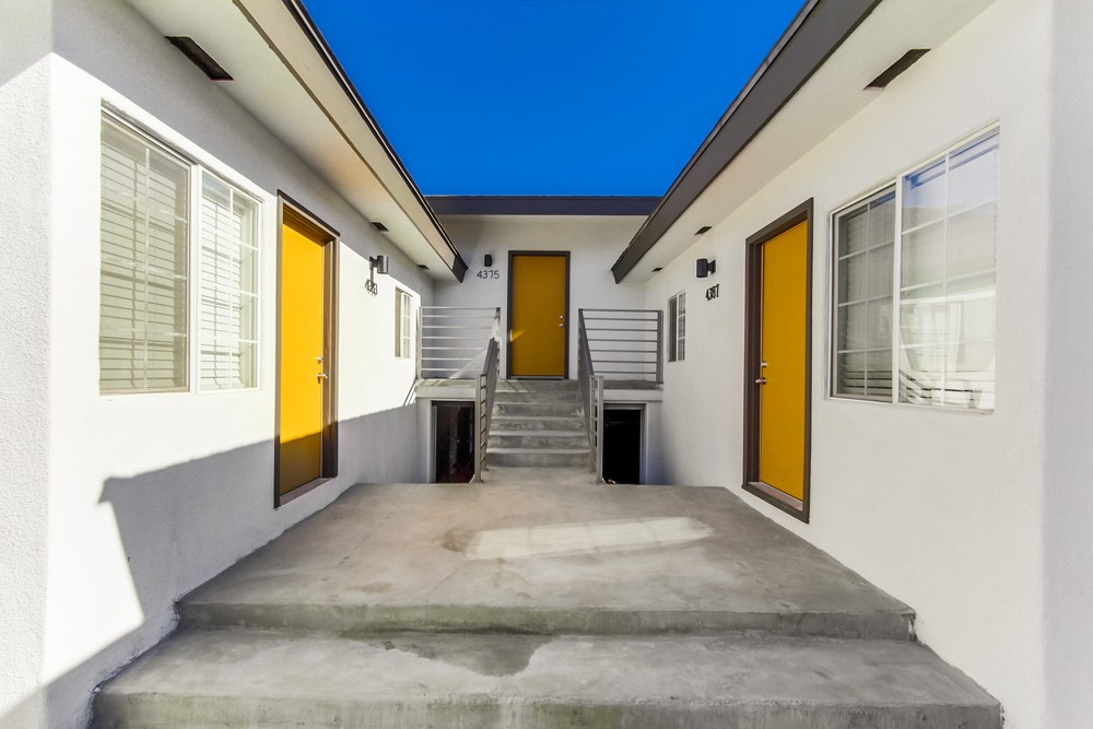Virtual tour photo 17 of 43 for 4373 51st St