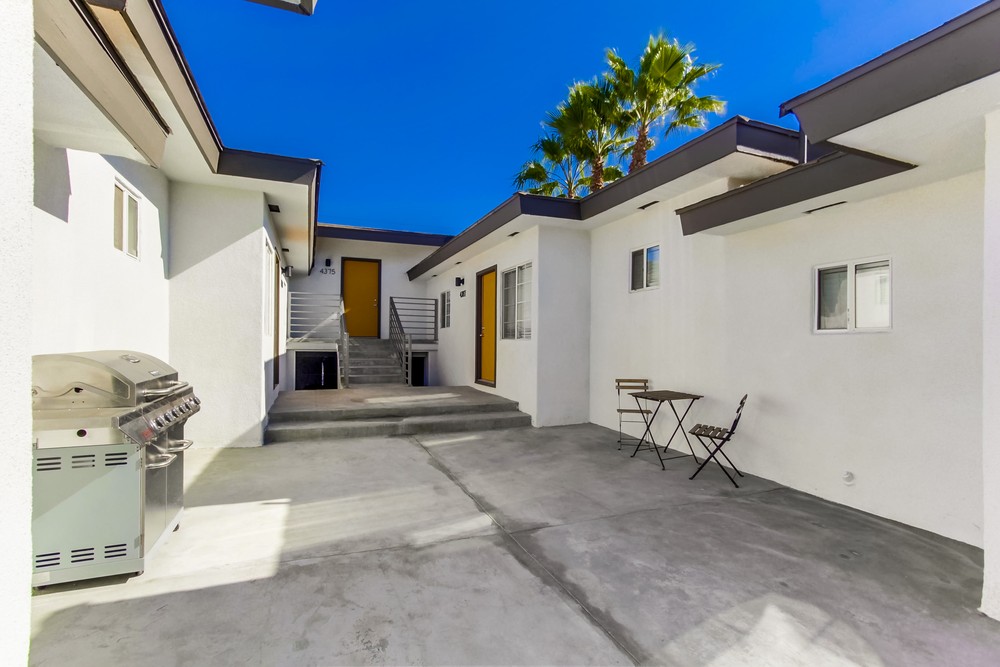 Virtual tour photo 19 of 43 for 4373 51st St