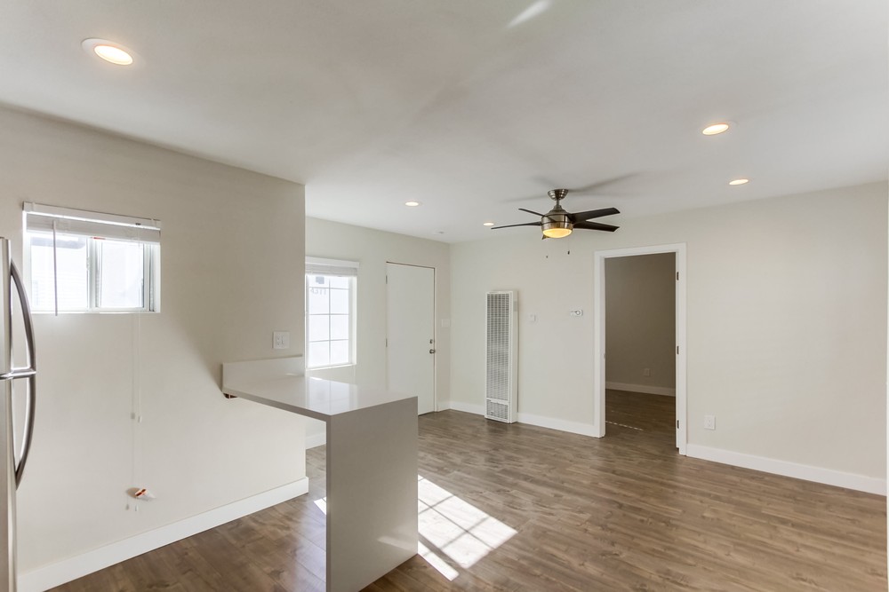 Virtual tour photo 27 of 43 for 4373 51st St