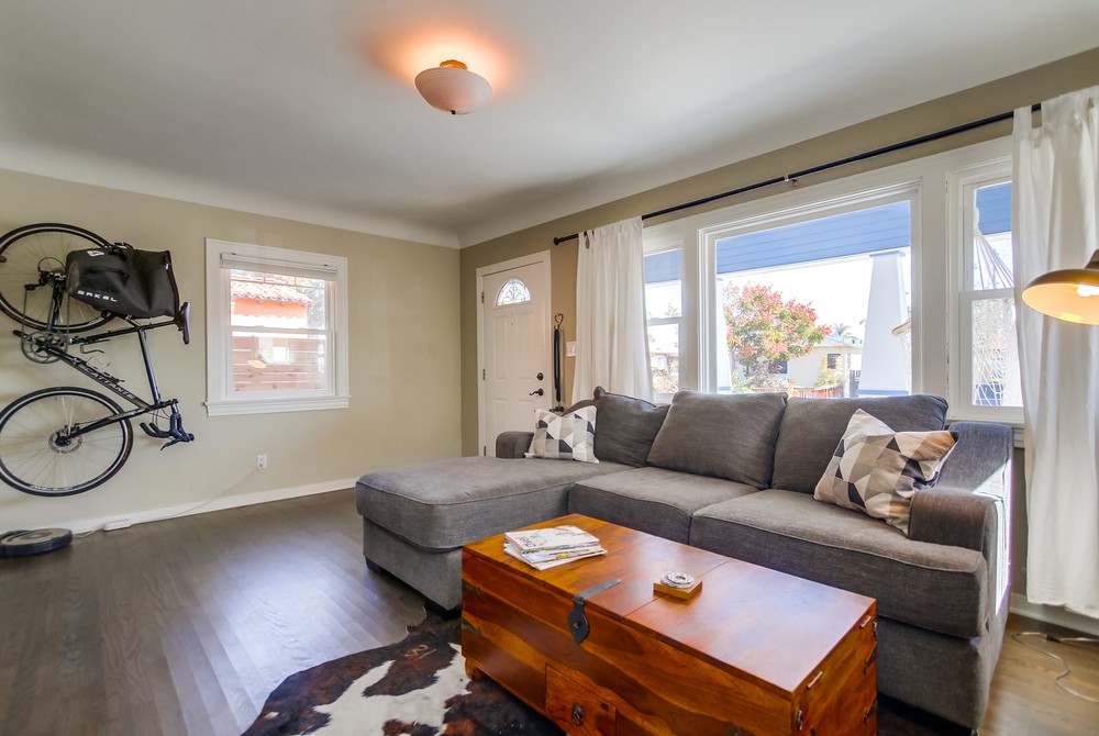 Virtual tour photo 18 of 58 for 4378 Cherokee Ave
