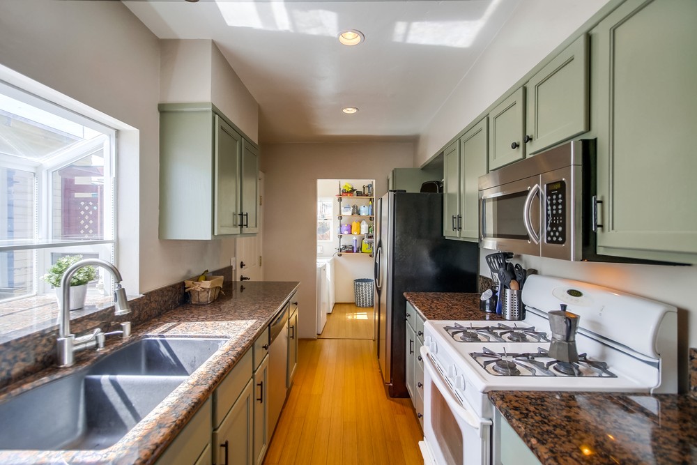 Virtual tour photo 26 of 58 for 4378 Cherokee Ave