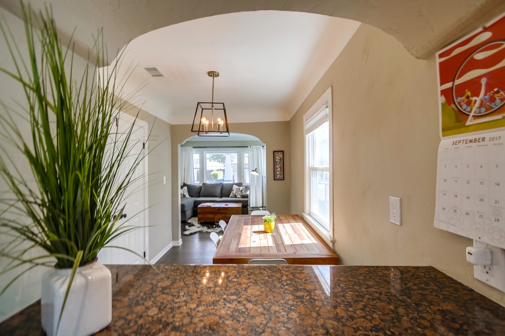 Virtual tour photo 32 of 58 for 4378 Cherokee Ave