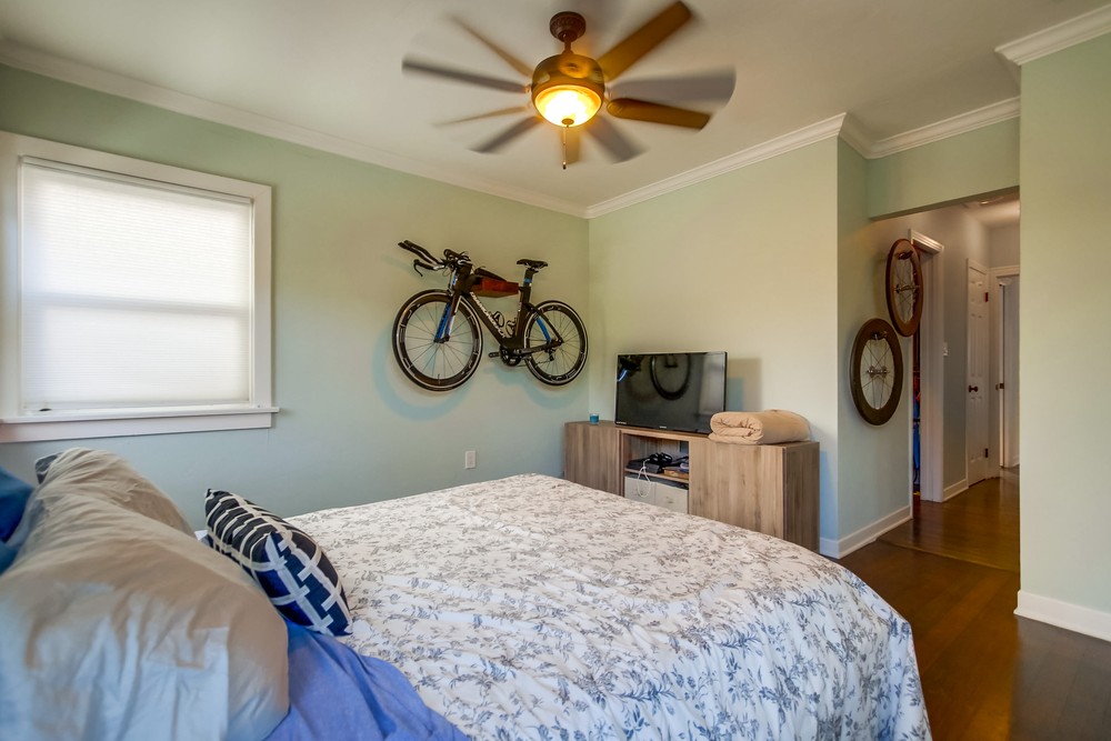 Virtual tour photo 42 of 58 for 4378 Cherokee Ave