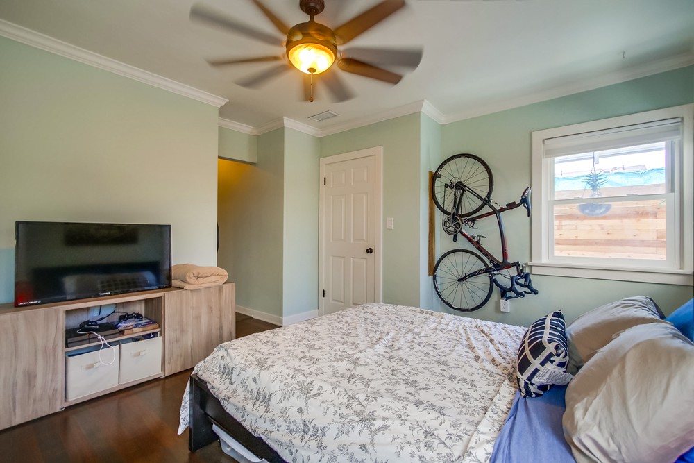 Virtual tour photo 44 of 58 for 4378 Cherokee Ave