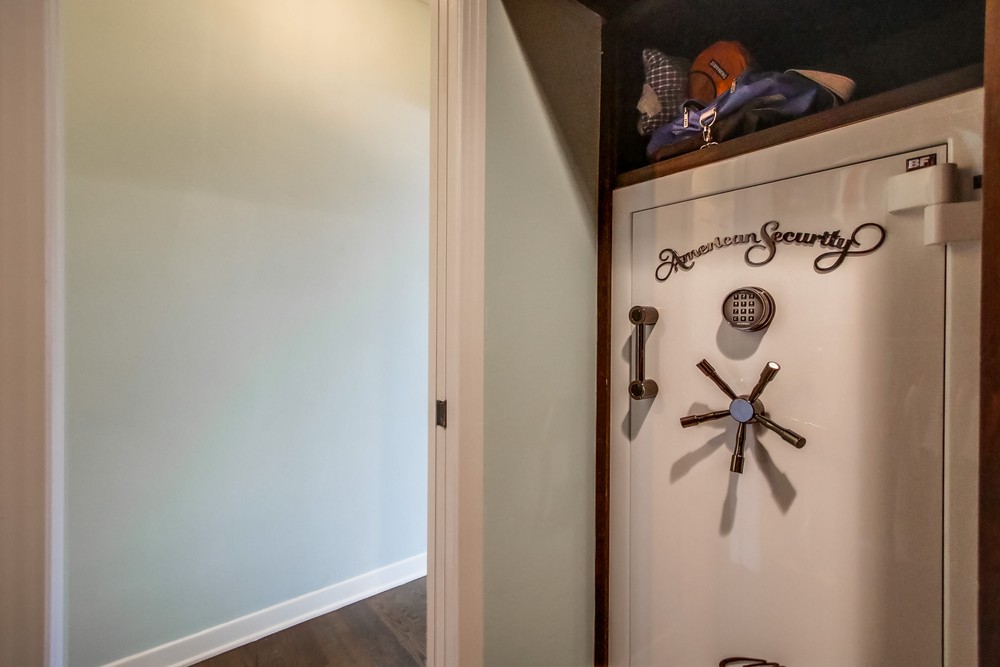 Virtual tour photo 48 of 58 for 4378 Cherokee Ave
