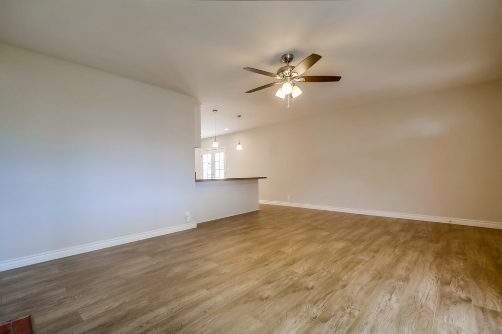 Virtual tour photo 8 of 62 for 4379 44th St