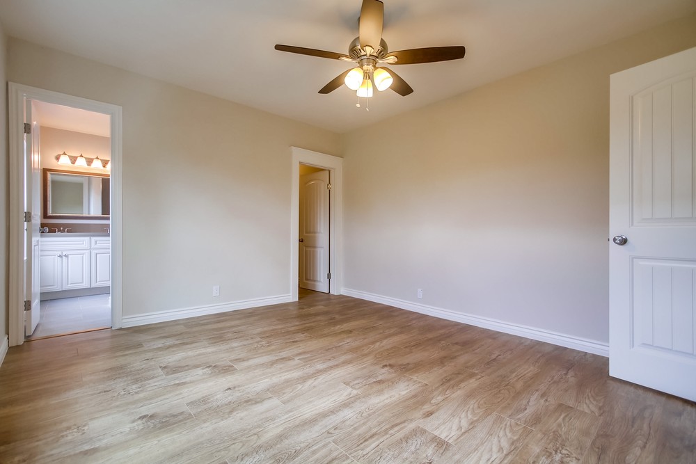 Virtual tour photo 20 of 62 for 4379 44th St