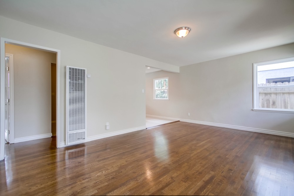 Virtual tour photo 41 of 62 for 4379 44th St