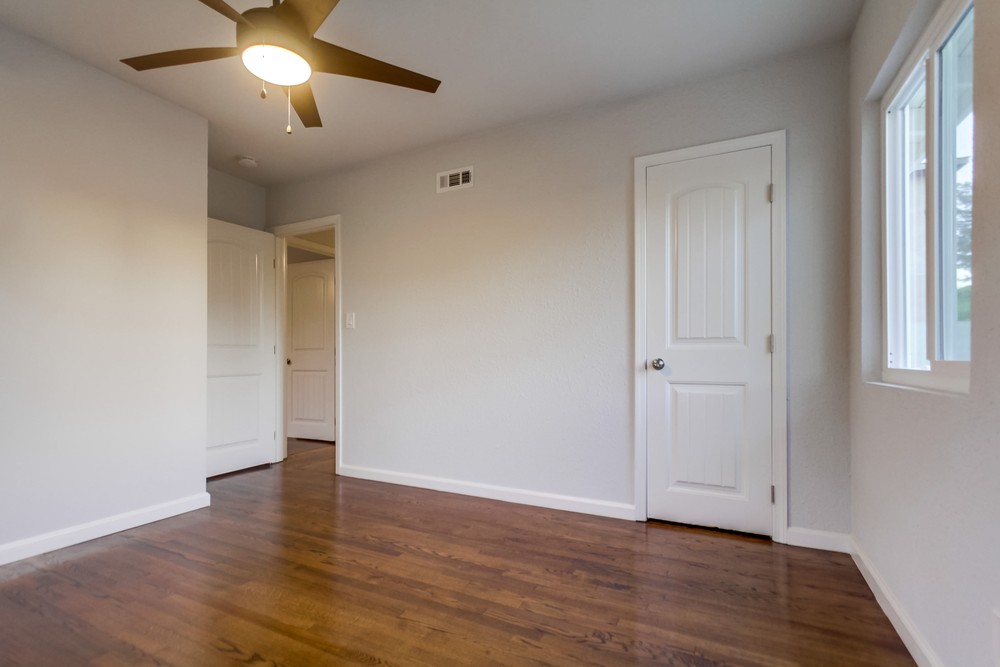 Virtual tour photo 33 of 45 for 438 65th St