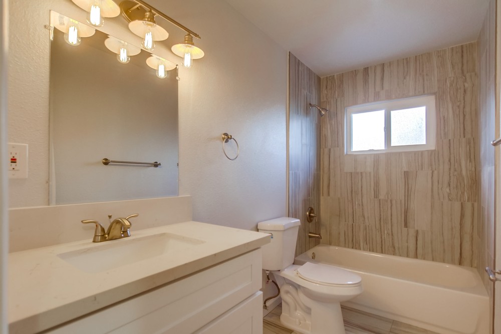 Virtual tour photo 34 of 45 for 438 65th St