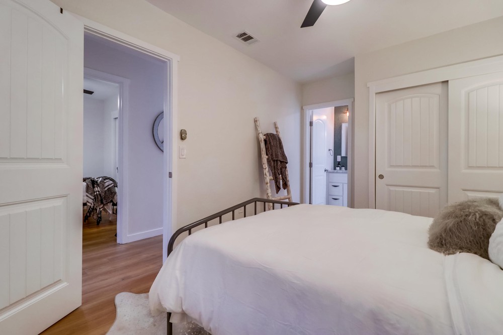 Virtual tour photo 25 of 72 for 4383 Central Ave