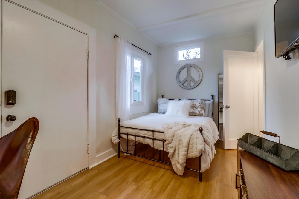 Virtual tour photo 64 of 72 for 4383 Central Ave