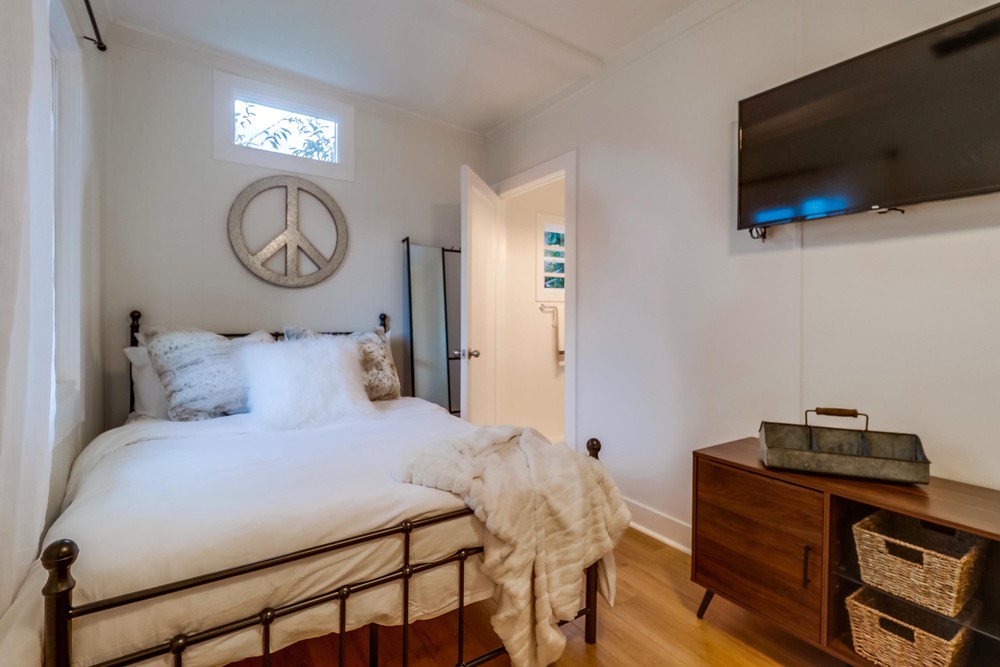 Virtual tour photo 66 of 72 for 4383 Central Ave