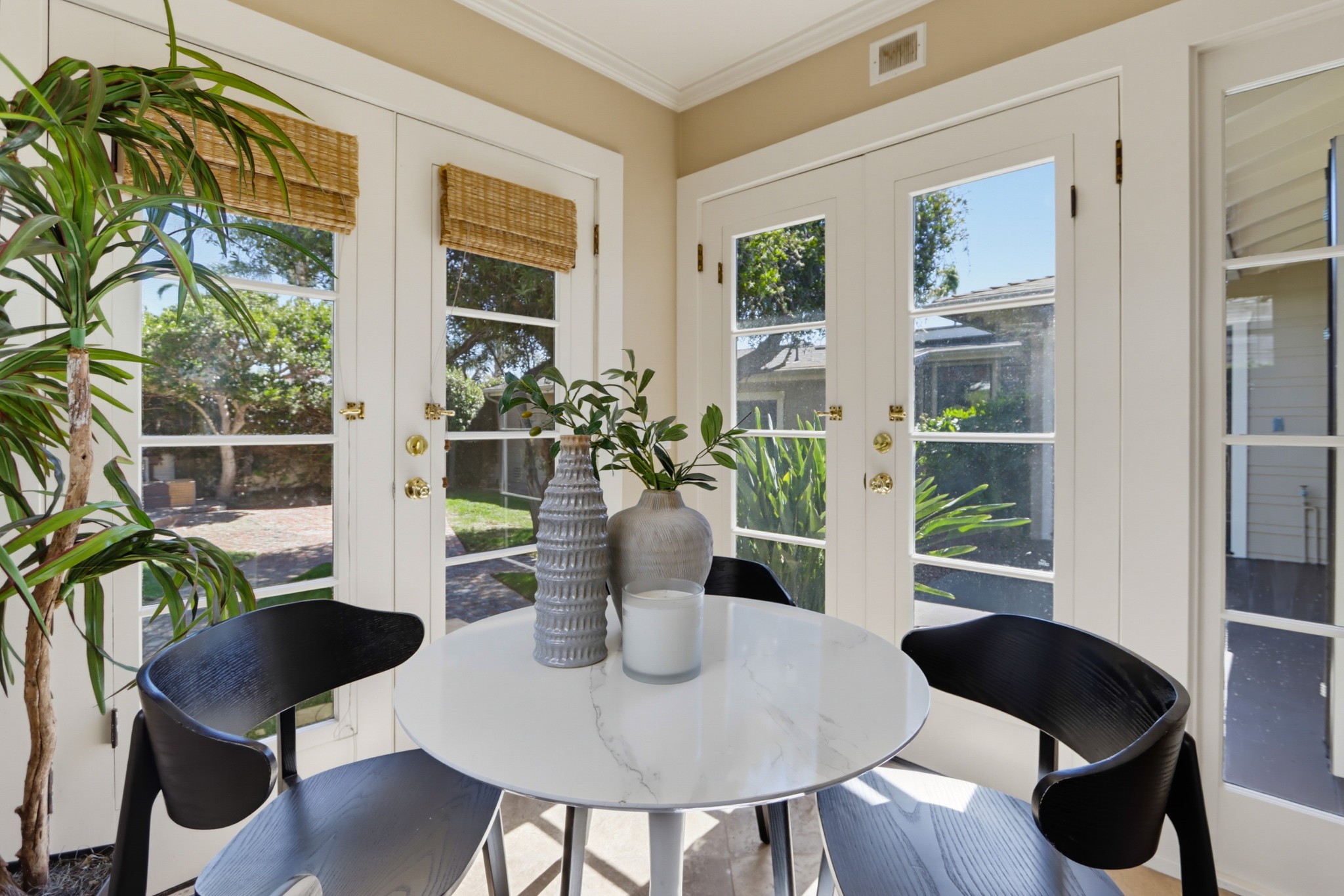 Virtual tour photo 15 of 67 for 4383 Trias St