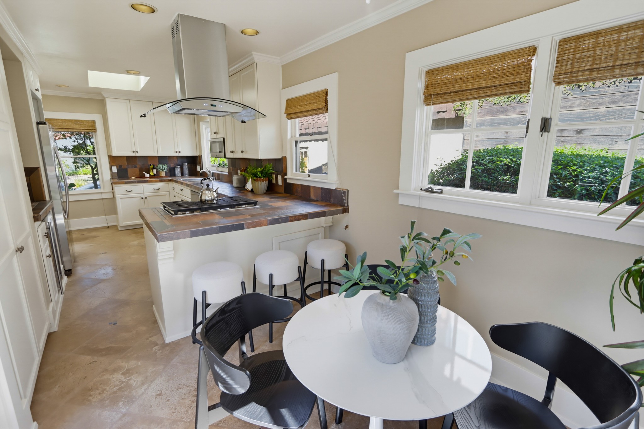 Virtual tour photo 19 of 67 for 4383 Trias St