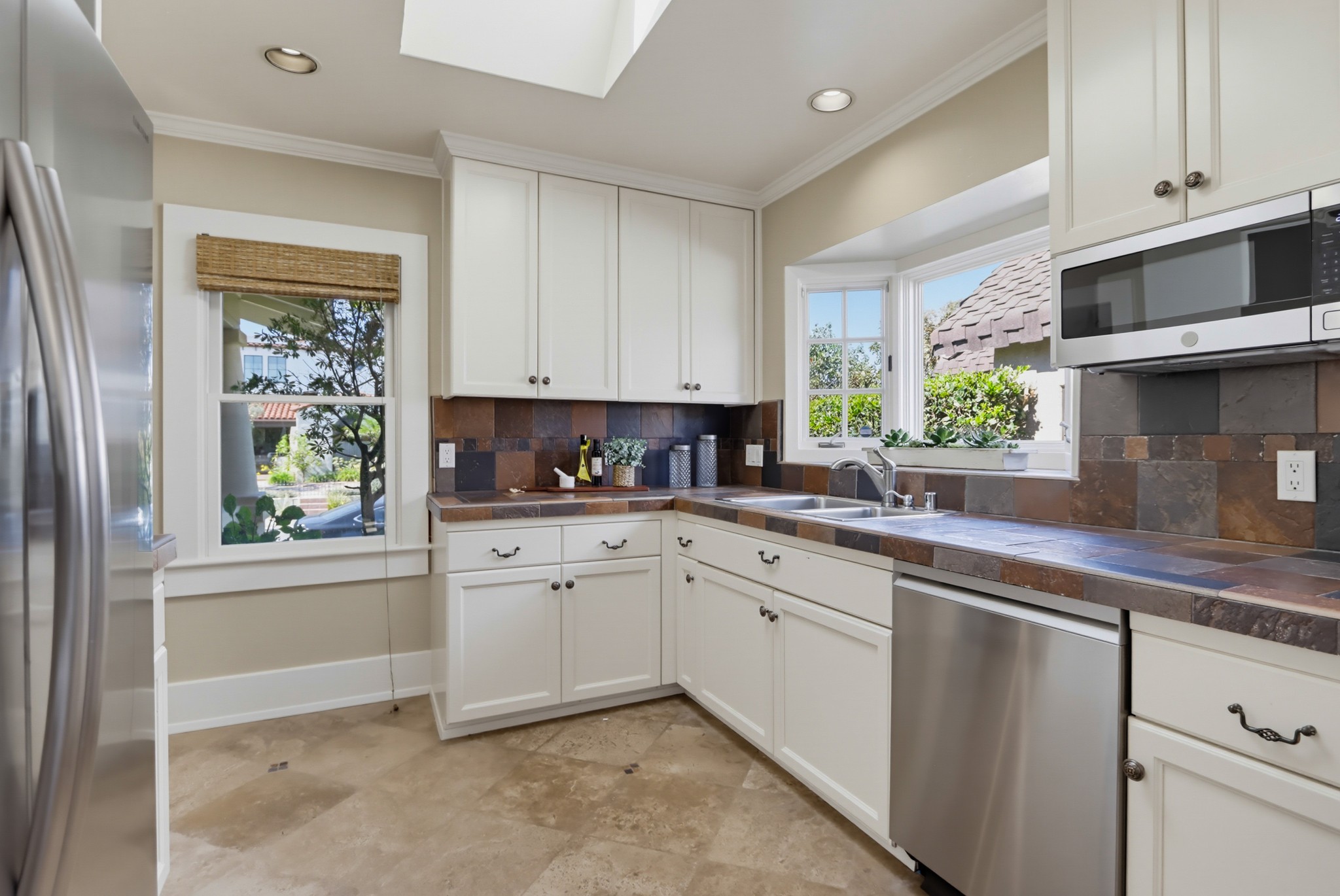Virtual tour photo 22 of 67 for 4383 Trias St