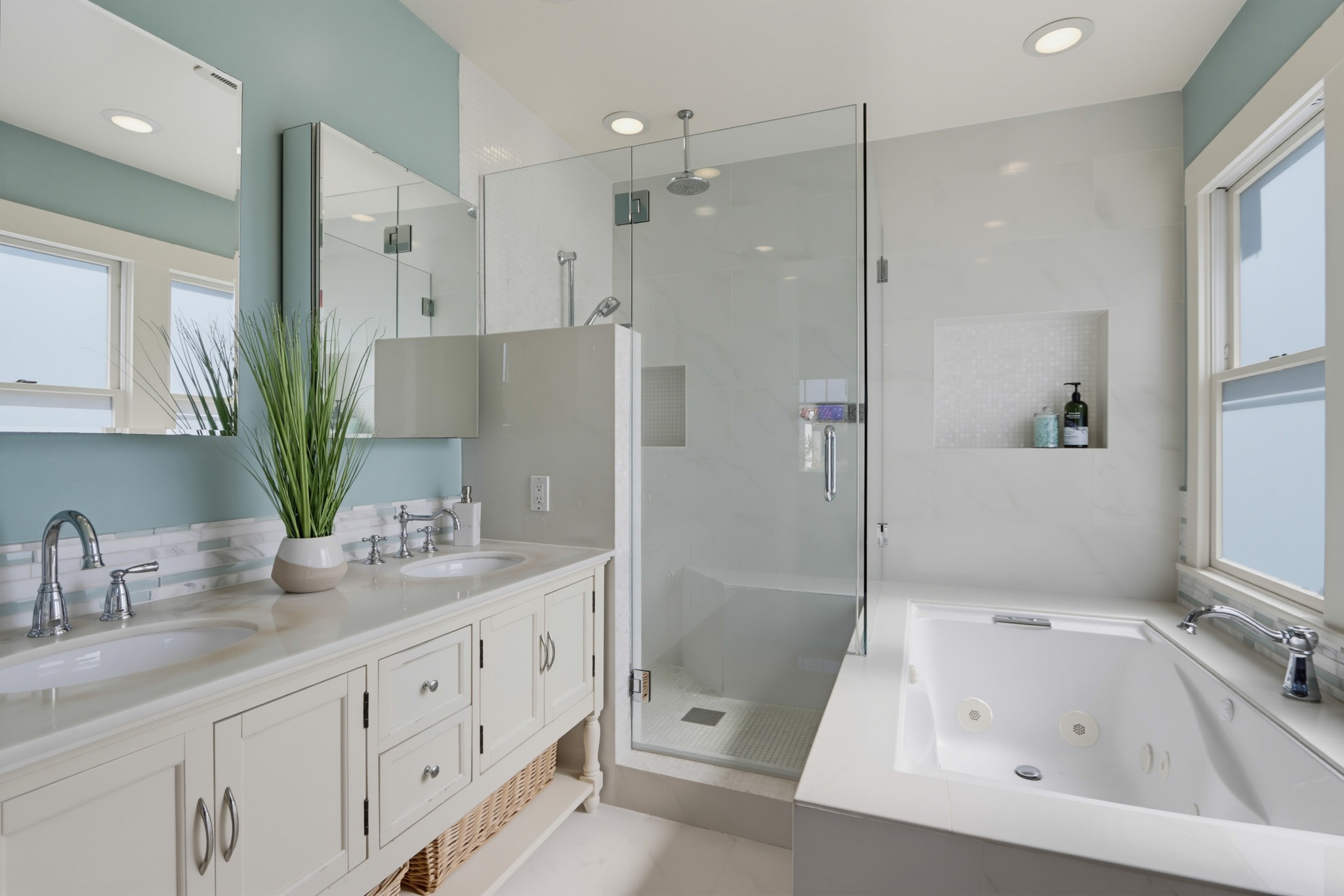 Virtual tour photo 33 of 67 for 4383 Trias St