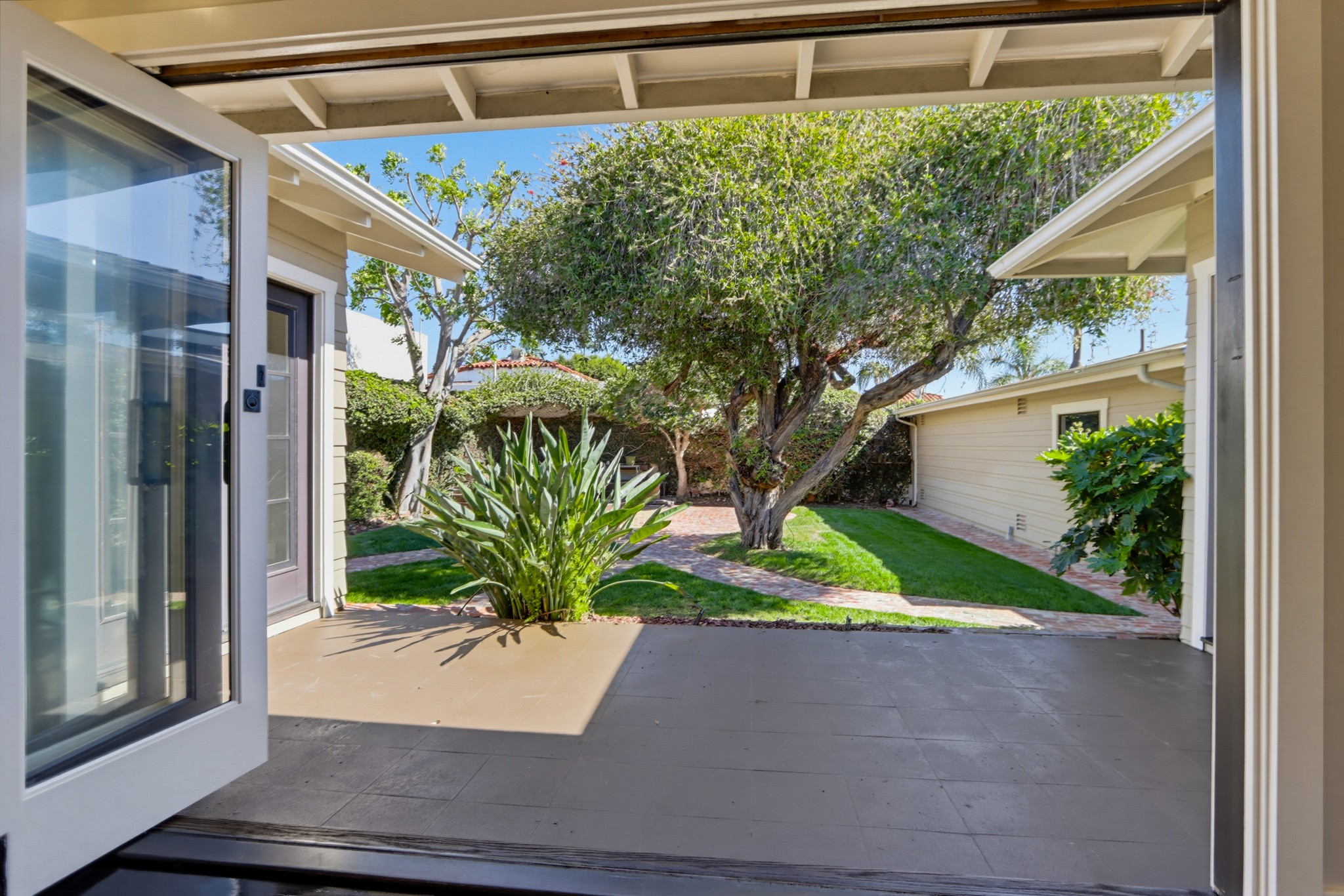 Virtual tour photo 46 of 67 for 4383 Trias St
