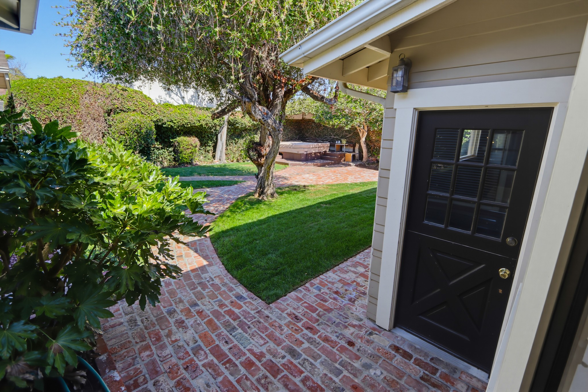 Virtual tour photo 50 of 67 for 4383 Trias St