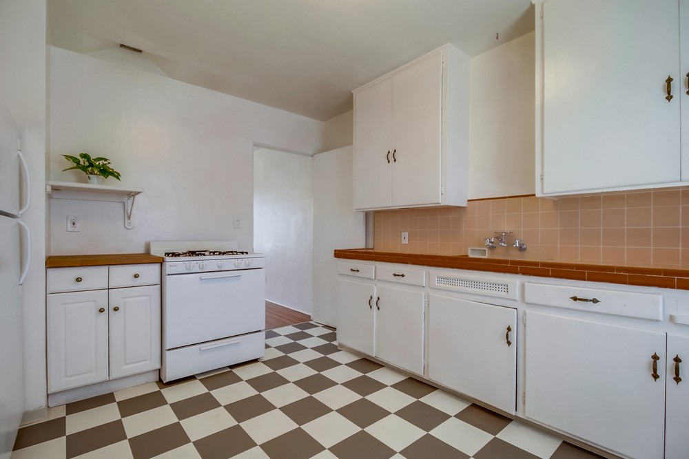 Virtual tour photo 13 of 23 for 4384 Louisiana St