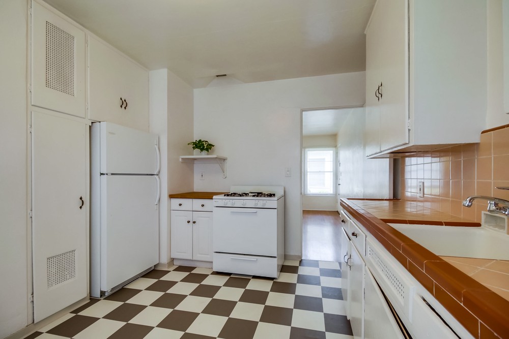 Virtual tour photo 14 of 23 for 4384 Louisiana St